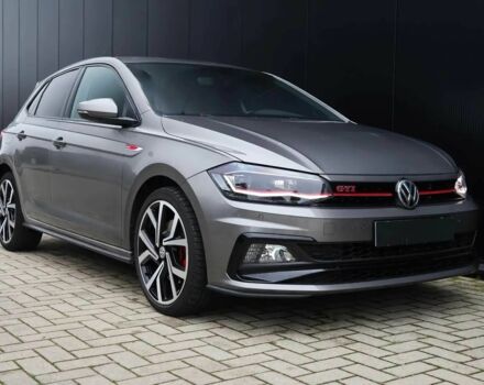 Серый Фольксваген Поло, объемом двигателя 2 л и пробегом 31 тыс. км за 5800 $, фото 1 на Automoto.ua