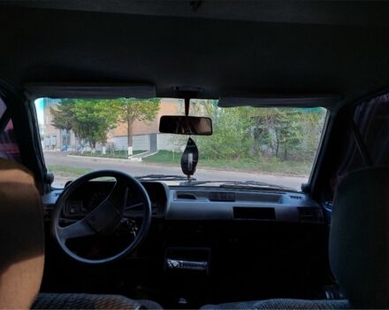 Синий Фольксваген Поло, объемом двигателя 1.1 л и пробегом 798 тыс. км за 700 $, фото 4 на Automoto.ua