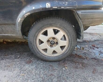 Синий Фольксваген Поло, объемом двигателя 1.3 л и пробегом 175 тыс. км за 750 $, фото 3 на Automoto.ua