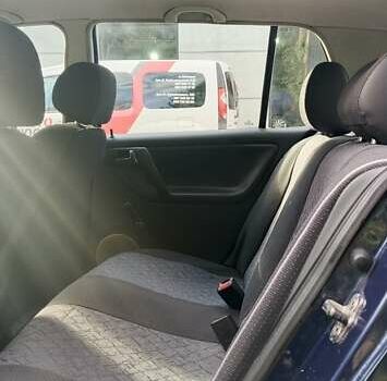 Синий Фольксваген Поло, объемом двигателя 1 л и пробегом 230 тыс. км за 2399 $, фото 13 на Automoto.ua