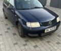 Синий Фольксваген Поло, объемом двигателя 1 л и пробегом 225 тыс. км за 2550 $, фото 1 на Automoto.ua