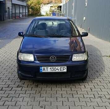 Синий Фольксваген Поло, объемом двигателя 1 л и пробегом 230 тыс. км за 2399 $, фото 1 на Automoto.ua