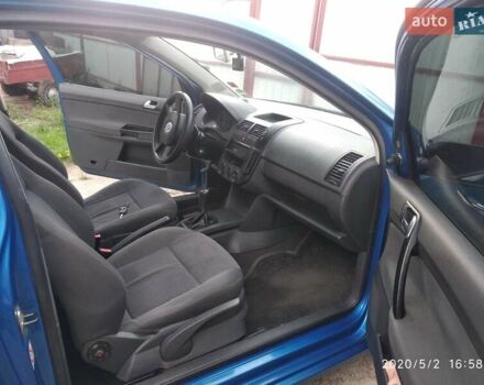 Синій Фольксваген Поло, об'ємом двигуна 1.2 л та пробігом 60 тис. км за 4800 $, фото 3 на Automoto.ua