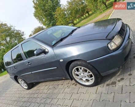 Синий Фольксваген Поло, объемом двигателя 1.4 л и пробегом 249 тыс. км за 2000 $, фото 11 на Automoto.ua