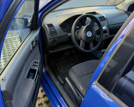 Синий Фольксваген Поло, объемом двигателя 1.39 л и пробегом 275 тыс. км за 3300 $, фото 17 на Automoto.ua