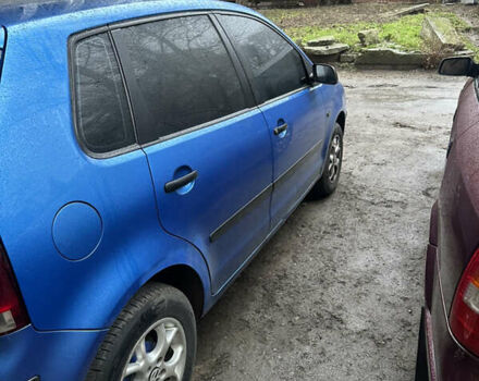 Синий Фольксваген Поло, объемом двигателя 1.4 л и пробегом 225 тыс. км за 3700 $, фото 4 на Automoto.ua