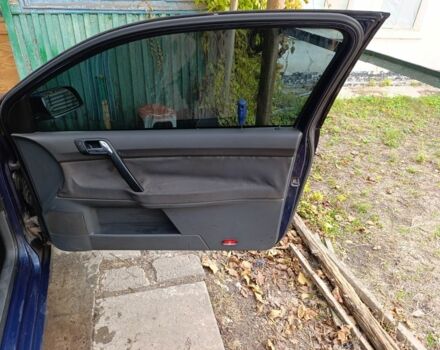 Синий Фольксваген Поло, объемом двигателя 2 л и пробегом 450 тыс. км за 1000 $, фото 1 на Automoto.ua