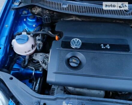 Синий Фольксваген Поло, объемом двигателя 1.4 л и пробегом 275 тыс. км за 3800 $, фото 16 на Automoto.ua