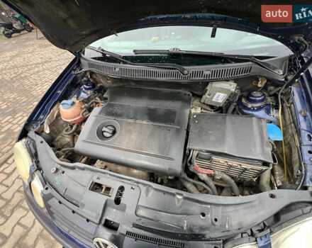 Синий Фольксваген Поло, объемом двигателя 1.4 л и пробегом 353 тыс. км за 2350 $, фото 6 на Automoto.ua