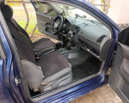 Синій Фольксваген Поло, об'ємом двигуна 2 л та пробігом 450 тис. км за 1000 $, фото 3 на Automoto.ua