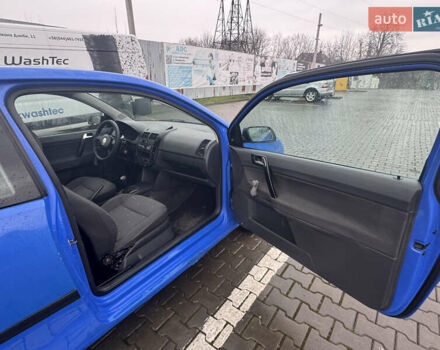 Синий Фольксваген Поло, объемом двигателя 1.2 л и пробегом 272 тыс. км за 2450 $, фото 12 на Automoto.ua