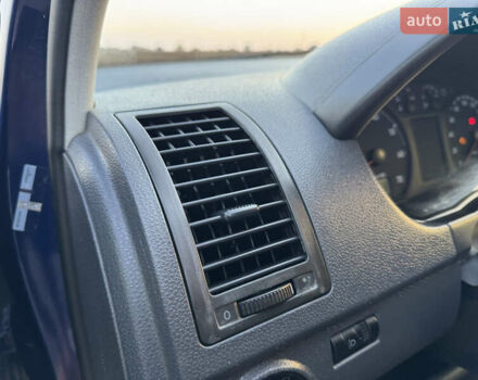 Синій Фольксваген Поло, об'ємом двигуна 1.2 л та пробігом 201 тис. км за 3999 $, фото 17 на Automoto.ua