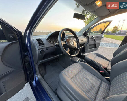 Синій Фольксваген Поло, об'ємом двигуна 1.2 л та пробігом 201 тис. км за 3999 $, фото 35 на Automoto.ua