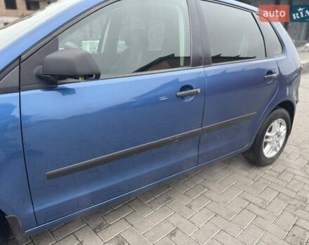 Синий Фольксваген Поло, объемом двигателя 1.39 л и пробегом 132 тыс. км за 4500 $, фото 18 на Automoto.ua