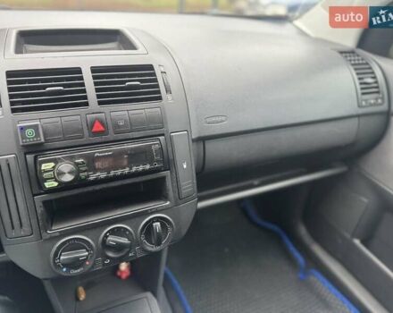 Синий Фольксваген Поло, объемом двигателя 1.39 л и пробегом 132 тыс. км за 4500 $, фото 20 на Automoto.ua