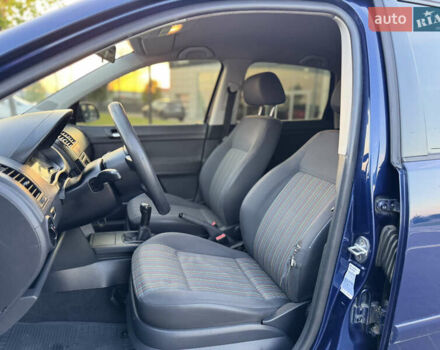 Синій Фольксваген Поло, об'ємом двигуна 1.2 л та пробігом 201 тис. км за 3999 $, фото 43 на Automoto.ua