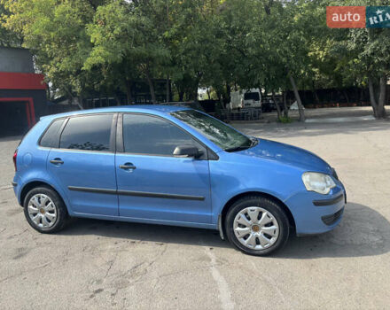 Синий Фольксваген Поло, объемом двигателя 1.39 л и пробегом 211 тыс. км за 4700 $, фото 4 на Automoto.ua