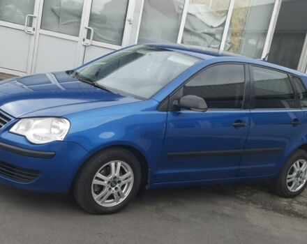 Синий Фольксваген Поло, объемом двигателя 1.4 л и пробегом 237 тыс. км за 3850 $, фото 4 на Automoto.ua