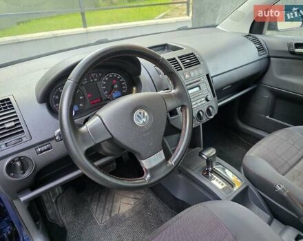 Синій Фольксваген Поло, об'ємом двигуна 1.39 л та пробігом 170 тис. км за 5699 $, фото 11 на Automoto.ua