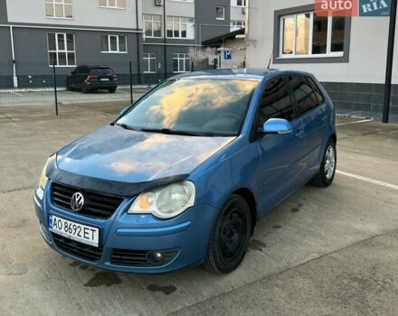 Синий Фольксваген Поло, объемом двигателя 1.2 л и пробегом 225 тыс. км за 2750 $, фото 2 на Automoto.ua