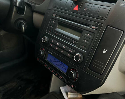 Синий Фольксваген Поло, объемом двигателя 1.2 л и пробегом 225 тыс. км за 2750 $, фото 14 на Automoto.ua