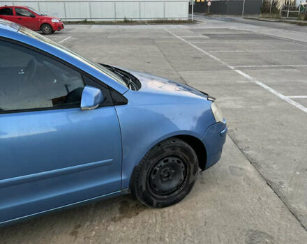 Синий Фольксваген Поло, объемом двигателя 1.2 л и пробегом 225 тыс. км за 2750 $, фото 4 на Automoto.ua