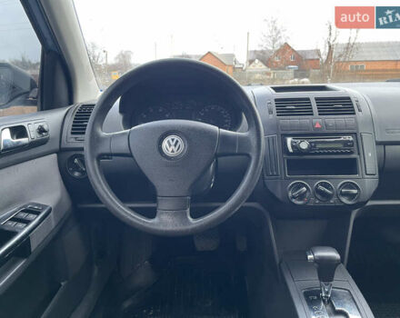 Синий Фольксваген Поло, объемом двигателя 1.39 л и пробегом 161 тыс. км за 5000 $, фото 14 на Automoto.ua