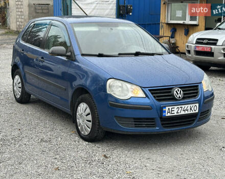 Синий Фольксваген Поло, объемом двигателя 1.39 л и пробегом 250 тыс. км за 5800 $, фото 1 на Automoto.ua