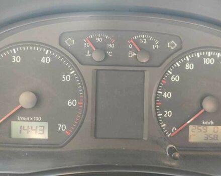 Синий Фольксваген Поло, объемом двигателя 1.2 л и пробегом 259 тыс. км за 3700 $, фото 8 на Automoto.ua