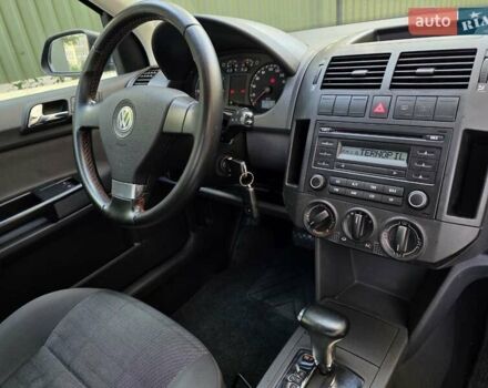 Синий Фольксваген Поло, объемом двигателя 1.4 л и пробегом 225 тыс. км за 5499 $, фото 37 на Automoto.ua