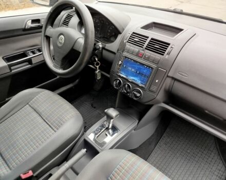 Синий Фольксваген Поло, объемом двигателя 1.4 л и пробегом 185 тыс. км за 5800 $, фото 13 на Automoto.ua