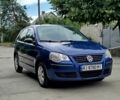 Синий Фольксваген Поло, объемом двигателя 1.4 л и пробегом 185 тыс. км за 5800 $, фото 5 на Automoto.ua