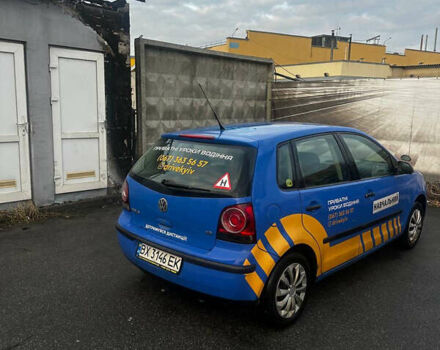 Синий Фольксваген Поло, объемом двигателя 1.2 л и пробегом 330 тыс. км за 4000 $, фото 2 на Automoto.ua