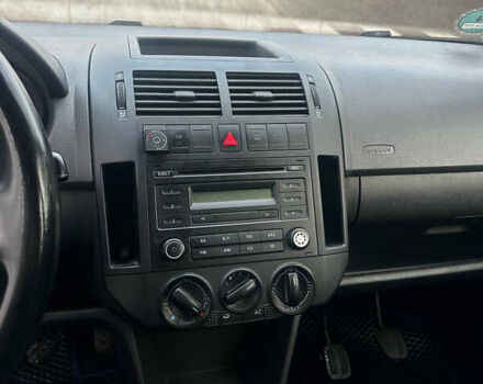 Синий Фольксваген Поло, объемом двигателя 1.2 л и пробегом 330 тыс. км за 4000 $, фото 16 на Automoto.ua