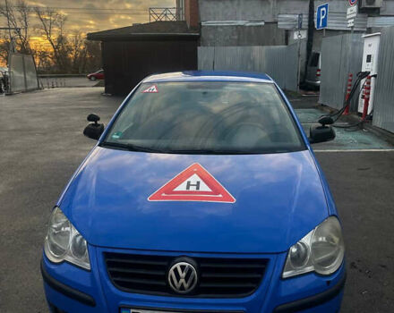 Синий Фольксваген Поло, объемом двигателя 1.2 л и пробегом 330 тыс. км за 4000 $, фото 8 на Automoto.ua