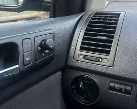 Синий Фольксваген Поло, объемом двигателя 1.2 л и пробегом 330 тыс. км за 4000 $, фото 15 на Automoto.ua