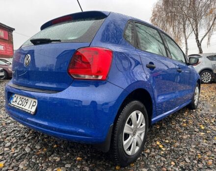 Синий Фольксваген Поло, объемом двигателя 1.2 л и пробегом 225 тыс. км за 5700 $, фото 2 на Automoto.ua