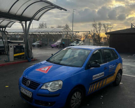 Синий Фольксваген Поло, объемом двигателя 1.2 л и пробегом 330 тыс. км за 4000 $, фото 7 на Automoto.ua