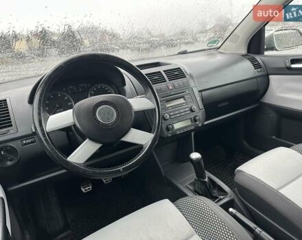 Синій Фольксваген Поло, об'ємом двигуна 1.6 л та пробігом 182 тис. км за 6950 $, фото 28 на Automoto.ua