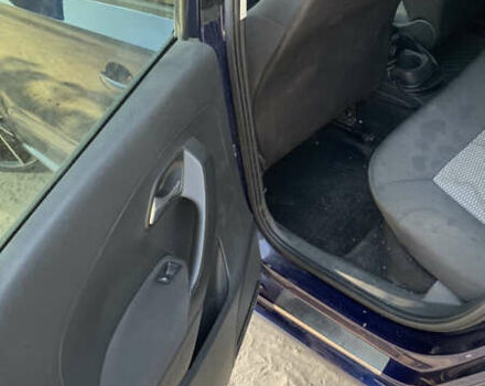 Синий Фольксваген Поло, объемом двигателя 1.2 л и пробегом 190 тыс. км за 4200 $, фото 9 на Automoto.ua