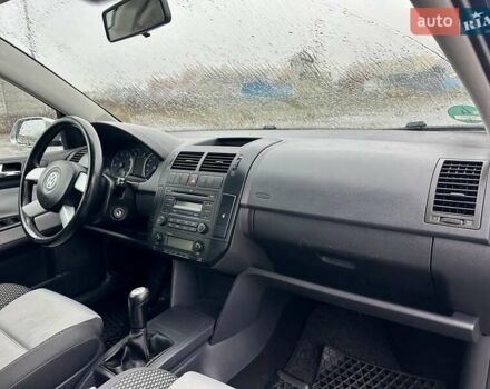 Синій Фольксваген Поло, об'ємом двигуна 1.6 л та пробігом 182 тис. км за 6950 $, фото 35 на Automoto.ua