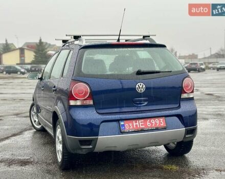 Синій Фольксваген Поло, об'ємом двигуна 1.6 л та пробігом 182 тис. км за 6950 $, фото 18 на Automoto.ua