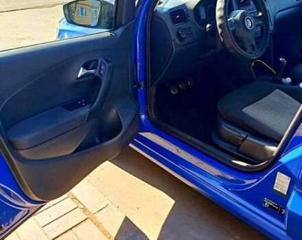 Синий Фольксваген Поло, объемом двигателя 1.2 л и пробегом 76 тыс. км за 4800 $, фото 4 на Automoto.ua