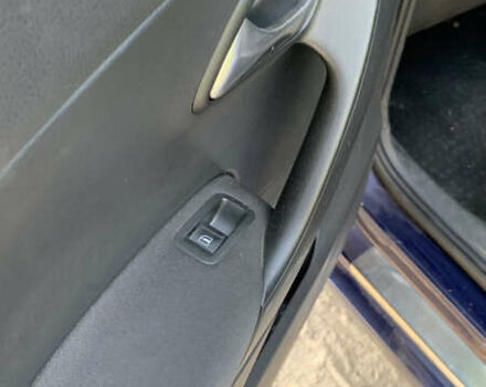 Синий Фольксваген Поло, объемом двигателя 1.2 л и пробегом 190 тыс. км за 4200 $, фото 4 на Automoto.ua