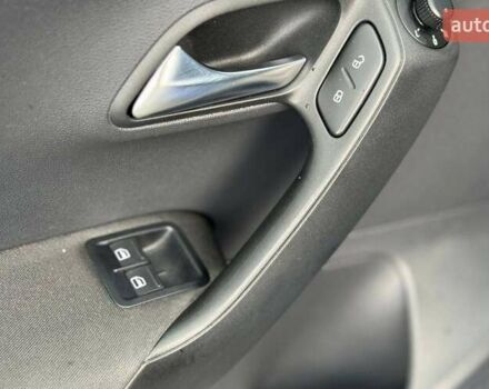 Синий Фольксваген Поло, объемом двигателя 1.6 л и пробегом 170 тыс. км за 7900 $, фото 6 на Automoto.ua