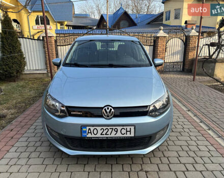 Синий Фольксваген Поло, объемом двигателя 1.2 л и пробегом 251 тыс. км за 6100 $, фото 1 на Automoto.ua