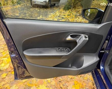 Синій Фольксваген Поло, об'ємом двигуна 1.6 л та пробігом 218 тис. км за 7290 $, фото 9 на Automoto.ua