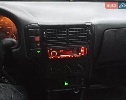 Синий Фольксваген Поло, объемом двигателя 1.4 л и пробегом 349 тыс. км за 1800 $, фото 9 на Automoto.ua