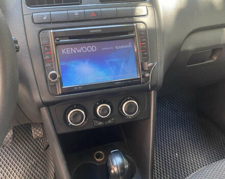 Синий Фольксваген Поло, объемом двигателя 1.6 л и пробегом 158 тыс. км за 7500 $, фото 5 на Automoto.ua