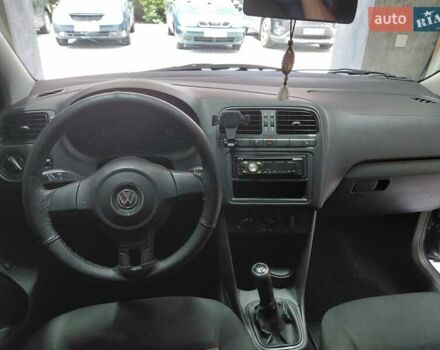 Синій Фольксваген Поло, об'ємом двигуна 1.6 л та пробігом 246 тис. км за 5550 $, фото 12 на Automoto.ua